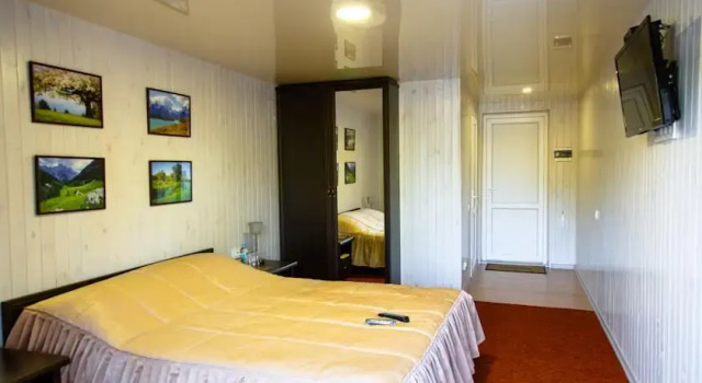 Iskander Hotel, Rezervovat Hotel Kyjev Kijev