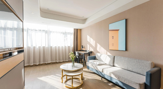Семейный люкс Мансарда Atour Hotel Suzhou Mudu Ancient Town