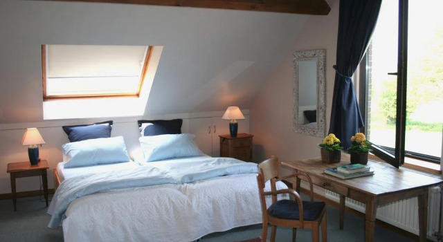 Studio Sur Pierri, Rezervovat Hotel Hotely v Lutych s parkováním, Parkování
