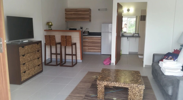 Studio in Saint-françois, With Wonderful City View, Balcony and Wifi -