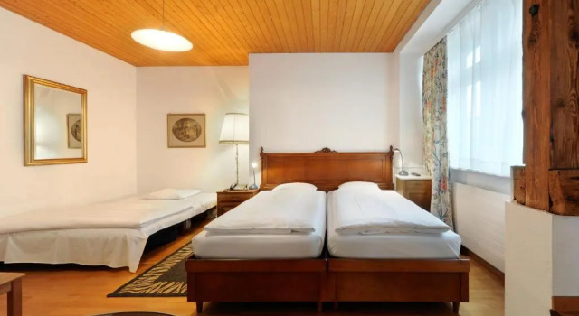 Трёхместный номер Standard Hotel National Bern