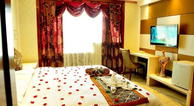Xintiandi Hotel, Prenota Hotel Luoping Yunnan