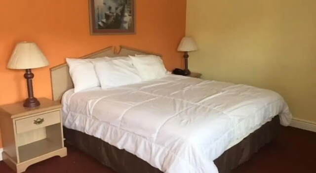 Номер Standard Tower Motel