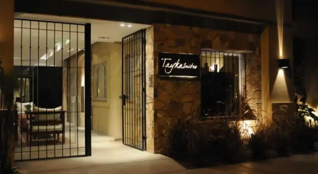 Tayka Hotel