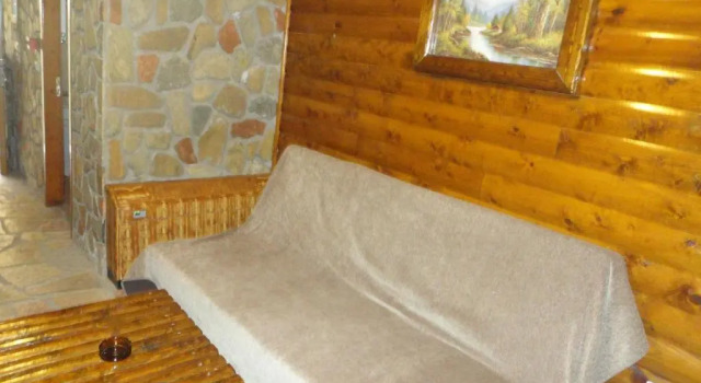 Archontiko Zachlorou, Buchen Sie Hotel Kalavryta Aroania