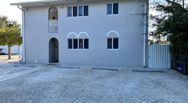 Студия ?stylish Studio Apartment By Miami Airport