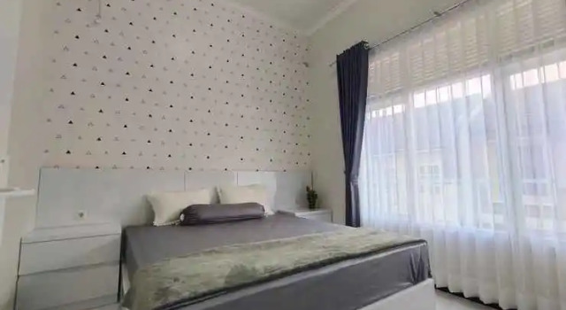 Villa Bromo A4 With Private Pool By N2K, Rezervasyon Villa Batu villalar, Taman Wisata Tirta Nirwana Songgoriti yakınında, Villa