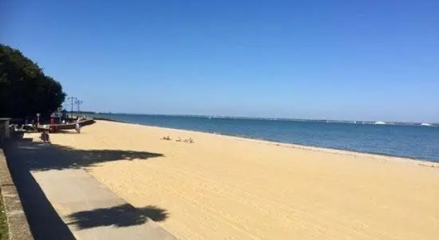 Sandown Seaside apartment First Floor, Забронировать Апартаменты/квартира Апартаменты Сандаун, рядом с Пляж Лейк, Апартаменты/квартира
