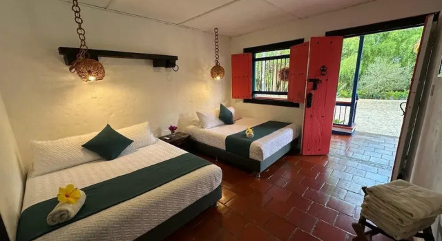 Четырёхместный номер Standard El Percal Hacienda Hotel