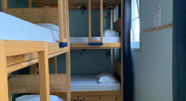 Кровать в общем номере (женский номер) CATS Porto Hostel