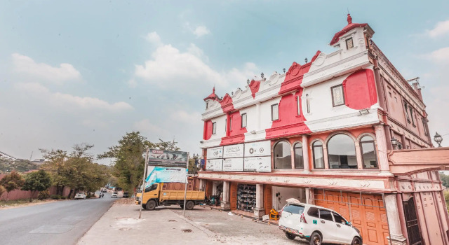 Super OYO 1640 Fallinda Hotel