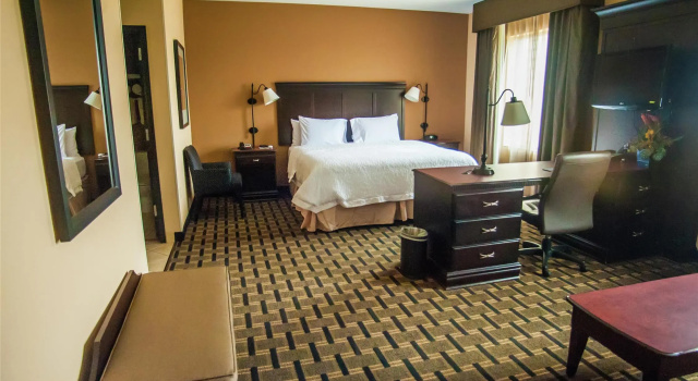 Студия Hampton Inn & Suites Palestine