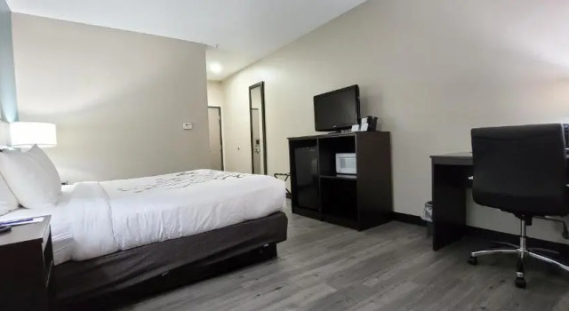 Номер Standard Sleep Inn & Suites