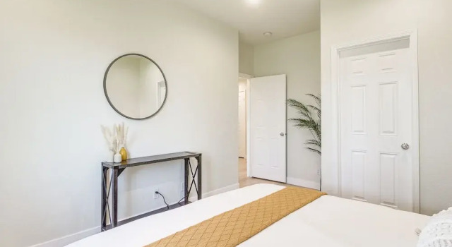 Indio Oasis w/ Heated Saltwater Pool + Hot Tub!