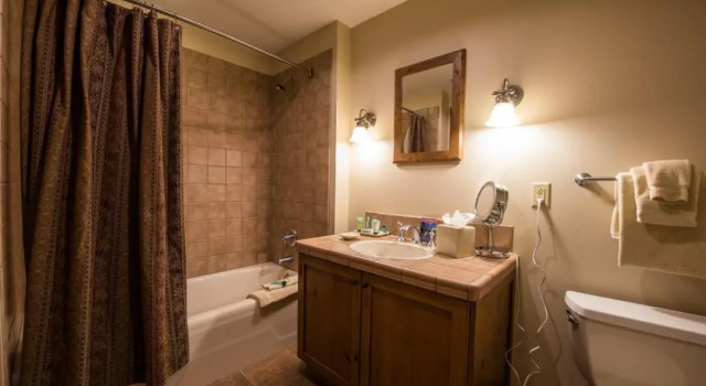 Номер Standard c 1 комнатой The Lodge at Mountaineer Square, A Vail Resorts Property