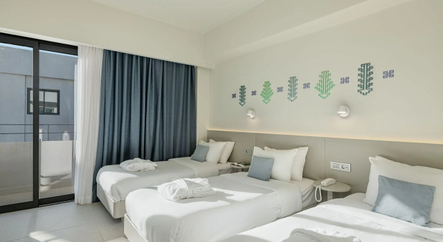 Трёхместный номер Standard Arkadi Hotel