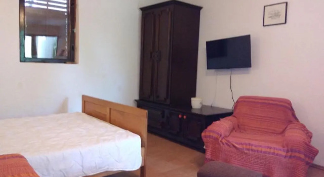 Apartment Zola, Забронировать Апартаменты/квартира Карин Горни 