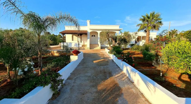 Коттедж Villa Mele