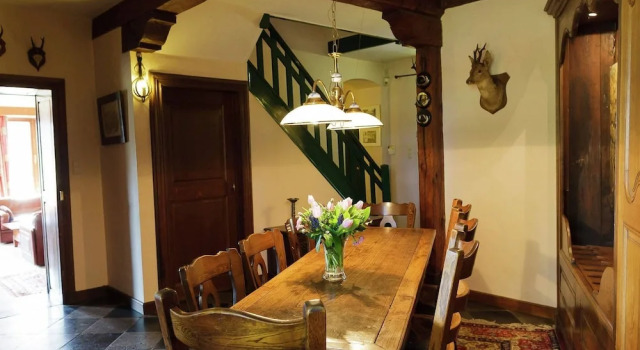 Vintage Mansion in Dochamps With Bubble Bath, Забронировать Дом для отпуска Манхай 