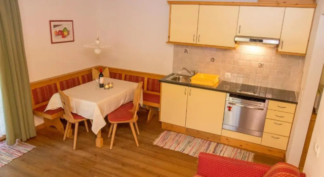 Апартаменты c 1 комнатой с балконом Residence Rosarela