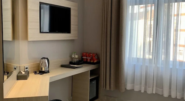 Двухместный номер Deluxe с видом на город Holiday 2 Hotel
