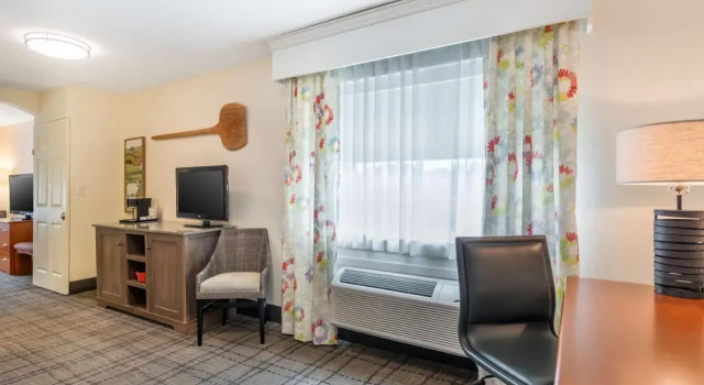 Best Western Plus University Park Inn & Suites, Reserva ahora Hotel Ames Iowa