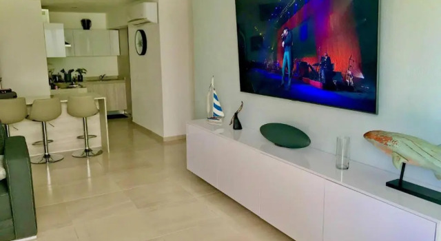 Коттедж Beautiful Apartment fully equipped AC 6 people 3 Bedrooms Wifi
