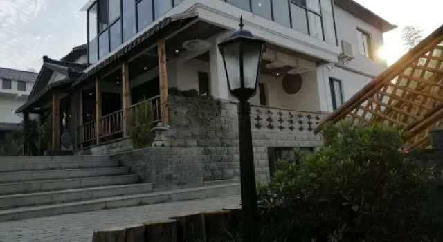 Кровать в общем номере Liyang No.16 Homestay