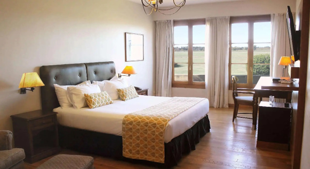 Четырёхместный люкс Wyndham Garden Lujan