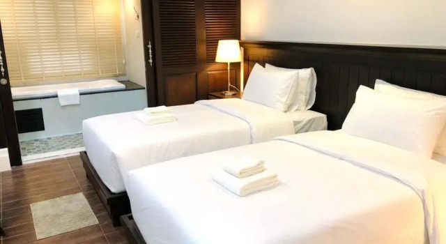 Huern Kan Thong Hotel