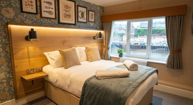 Duke of York, Book Hotel Whitby 
