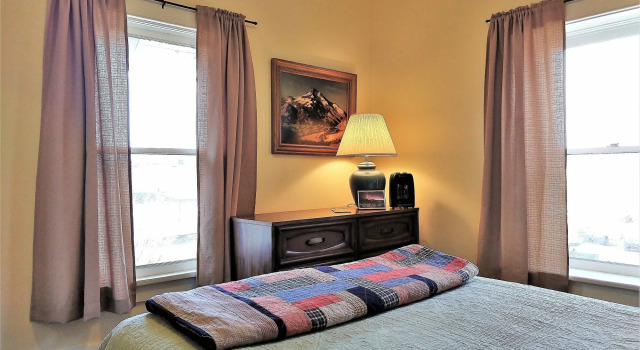 Bunk & Brew Historic Lucas House - Hostel, 预订 青年旅舍 本德 巴彻勒