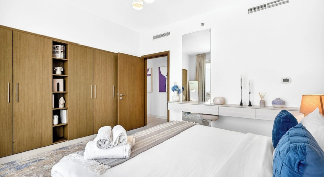 WYZ RENT|Upscale 1BR Loft Walk to Burj & Mall, Забронировать Апартаменты/квартира Дубай Эмират Дубай, рядом с Дубай Молл