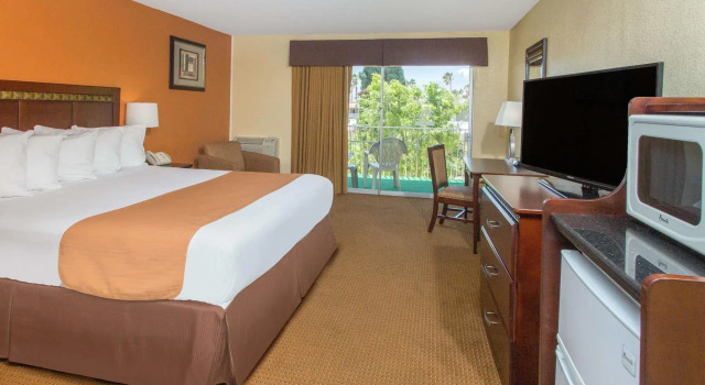 Days Inn Palm Springs