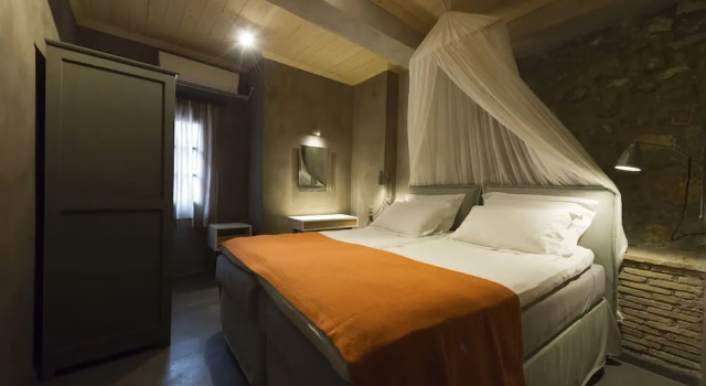 Small Luxury Hotel 1800, Забронировать Отель Парга Превеза, рядом с Крепость Парги