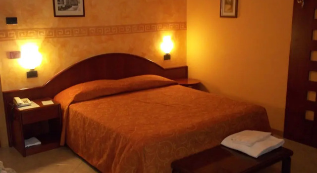 Hotel Locanda I Portici, Забронировать Отель Гранароло-дэль-Эмилия провинция Болонья