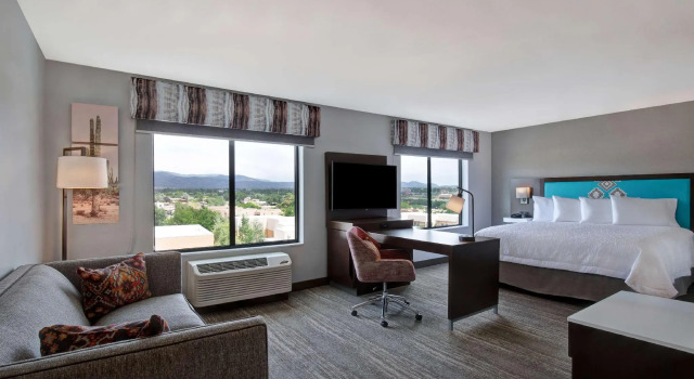Двухместный люкс Hampton Inn Santa Fe South, NM