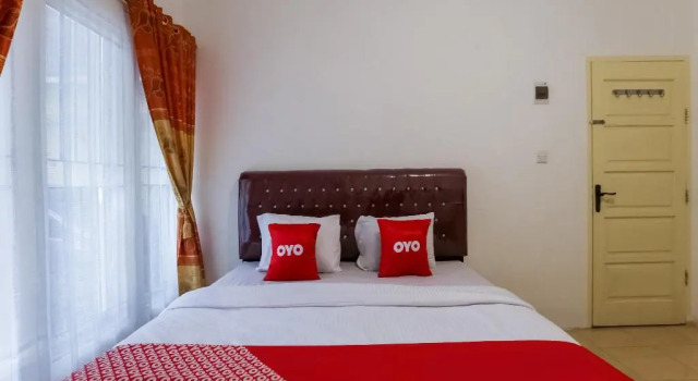 Двухместный номер Standard Urbanview Hotel Mine Residence Syariah