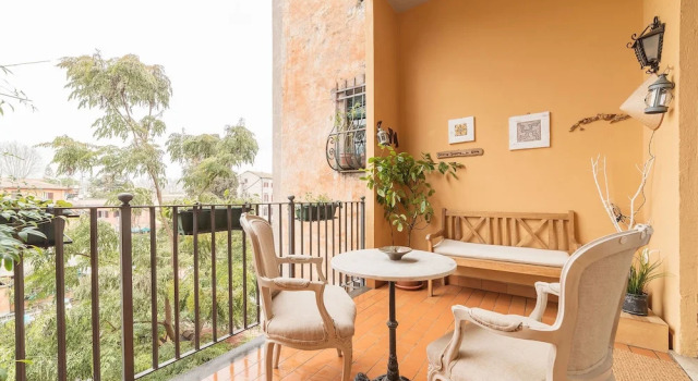Апартаменты The Quietest Corner of Trastevere, AC & Elevator