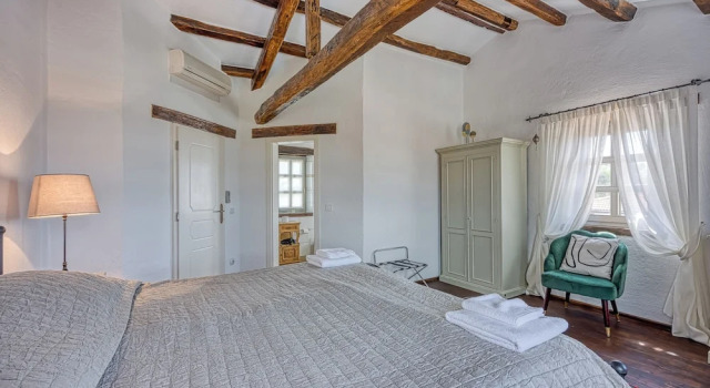 Вилла Luxury Vila Amyra With Pool