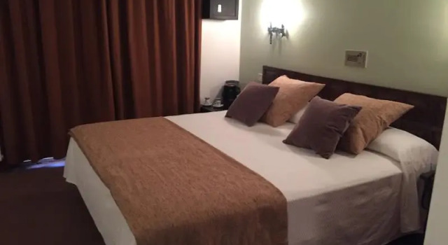 Двухместный номер Standard с балконом Hotel Folch