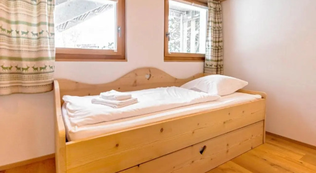 Апартаменты Chic Alpine Apartment for 5 - Perfect for skiers