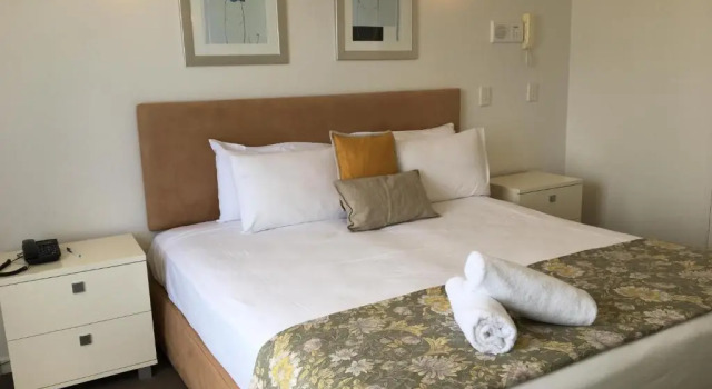 Апартаменты Superior Surfers Century Oceanside Apartments