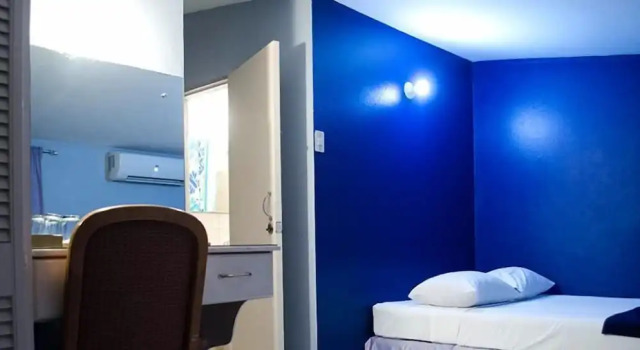 Alicia's Palace, Забронировать Отель Отели Тринидада 3 звезды, 3*