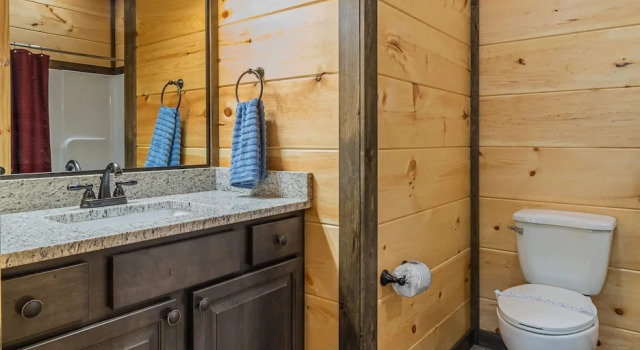 Коттедж New 3BR Hot Tub Game Room 3 King Suites