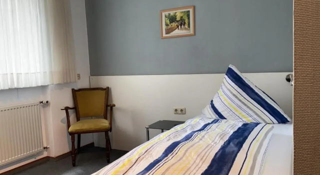 Hotel -Pension-Weller, Забронировать Отель Мюльхайм-на-Майне земля Гессен