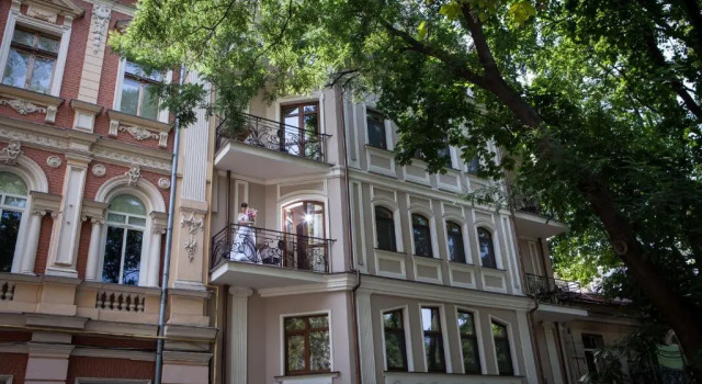 Полулюкс Бутик отель Пале Рояль