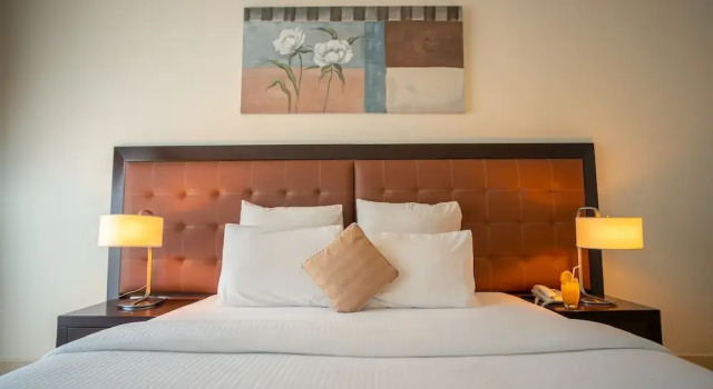 2 Bedrooms Deluxe Apartment with city view Imperial Suites Hotel