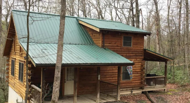 Коттедж с 2 комнатами Country Road Cabins