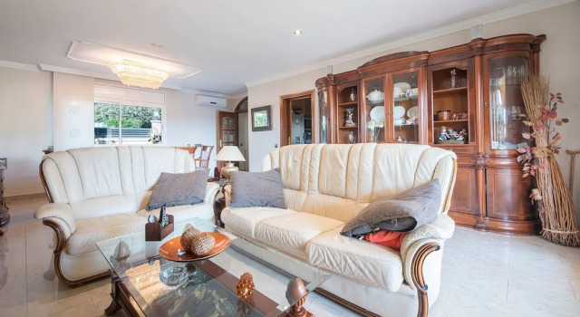 House In Calafell With Fenced Pool (R79), Забронировать Отель Калафель El Baix Penedès